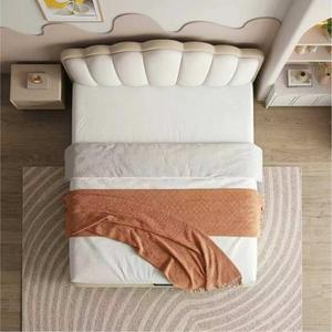 Base de Cama Queen Size Tapizada con Diseño Ondulado Estilo Francés, Estructura de Madera Sólida y Láminas de Pino Silenciosas, Venta al Por Mayor - Product Image 3