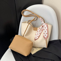 Sac fourre-tout pour femme en PU, sac à bandoulière grande capacité avec petite pochette, sac à main en cuir PU avec lanières en soie, sac sous le bras polyvalent en PU pour femme