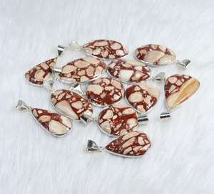 Venta al por mayor estilo bohemio Natural Mookaite Jasper colgante plateado bisel ajuste para reventa - Product Image 2