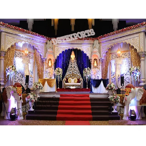 Majestueuse configuration de scène blanche moderne réception de mariage indienne sri-lankaise nouvelles grandes chaises blanches décor de réception de mariage sud-asiatique - Product Image 1