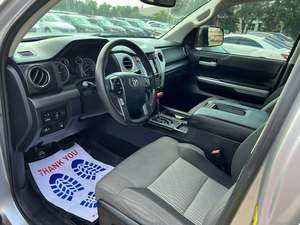 Seminuevo 2017 TOYOTA TUNDRA DOBLE CABINA 2.8L GASOLINA 201 HP 4X4 M/T en venta MEJOR PRECIO - Product Image 3