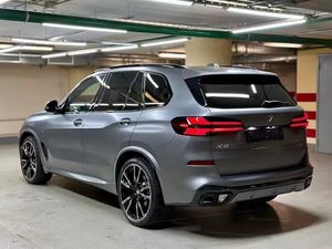 Nuevo SUV Automático Gris 2024 2025 X5 40d IV con Neumáticos R18, Euro VI e Interior Claro - Product Image 3