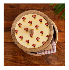 Caja de Roti de Madera Hecha en India con Tapa de Esmalte y Pinzas, Hecha de Alta Calidad, Forma Redonda, la Mejor Calidad de la India - Product Image 3