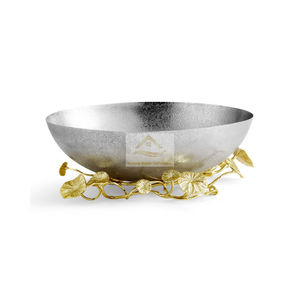 Bol de forme ronde en fonte d'aluminium haut de gamme couleur argent avec base de conception de fleurs - Product Image 1