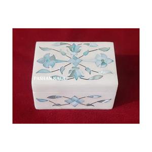 Cajas Decorativas de Mármol Blanco Puro de Forma Rectangular Hechas en India con Diseño Único en Color Verde para Decoración del Hogar y Regalos - Product Image 1