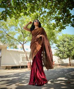 เสื้อผ้าพื้นเมืองเสื้อผ้าสำหรับวัยรุ่นเสื้อผ้าไหมสีม่วง - Product Image 3