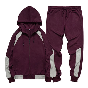 Conjunto Deportivo de Invierno con Capucha y Logotipo Personalizado, Ropa Deportiva de Alta Calidad, 100% Algodón Ligero, Precio de Fábrica - Product Image 4