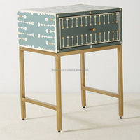 Table de chevet de luxe en incrustation d'os et de nacre faite à la main pour l'Inde
