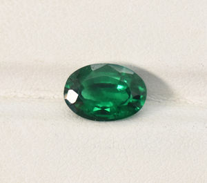 Lab <b>Emerald</b> Gemstones Oval Step Cut 11X9 mm to 16X12 mm Sizes <b>Green</b> Faceted <b>Jewelry</b> Gemstones - Product Image 4