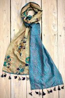 Foulard réversible en soie indienne Foulard kantha Foulards pour femmes Quilt scraps kantha soie Hippie Vintage Handmade Scarf