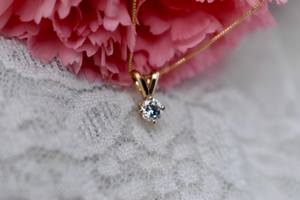 1.50CT VS1 Lab Grown Diamond Solitaire Colgante con 14K Cadena minimalista de oro sólido Collar de compromiso de moda - Product Image 6