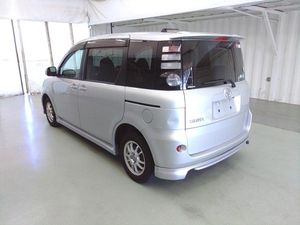 Toyota Sienta Wagon - Product Image 4