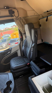 Tracteur routier 2025 robuste 4x2, 630 CV, diesel, transmission automatique, système pneumatique complet, retardateur, cabine longue portée à toit surélevé - Product Image 5