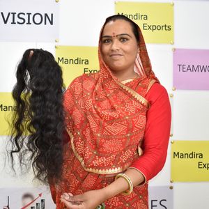 Extensions de cheveux indiens bruts vierges bon marché en gros Faisceau de cheveux humains ondulés de couleur naturelle à double trame - Product Image 2