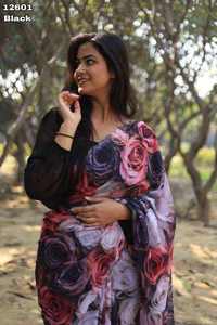 Blusa digital con estampado floral de gasa suave y suave sin peso de Sari de moda de última colección con trabajo de piedra Siroski a la venta - Product Image 2