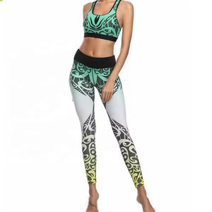 Conjunto de Yoga Corto para Mujer, Transpirable, Sin Costuras, Estilo Hip Hop, Ajustado, Proveedor Directo de Fábrica, Falda-Pantalón Roja - Product Image 5