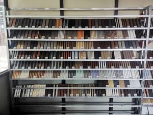 Panneaux muraux cannelés écologiques imperméables à prix réduit pour la décoration intérieure moderne des maisons, ignifuges et insonorisés - Product Image 6