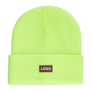Gorro de Invierno Personalizado OEM, Nuevo Estilo, Cómodo, de Primera Calidad, Elegante, con Logotipo Personalizado en Jacquard - Product Image 1