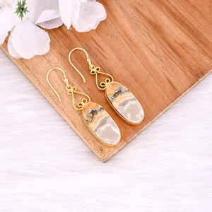 Pendientes de Lujo con Gema de Jaspe Abeja, Pendientes para Mujer Hechos a Mano en Latón con Baño de Oro, Joyería con Piedras Curativas - Product Image 3