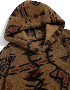 Sweat à capuche thermique doux pour homme, personnalisé, brodé et imprimé par sublimation, en crochet, avec fermeture éclair 1/4, en fausse fourrure Sherpa, imprimé aztèque, style pull-over - Product Image 3