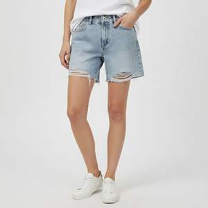 Shorts en jean déchiré taille haute pour femme, prêts à être expédiés, délavage clair - Product Image 3