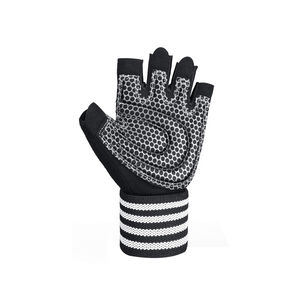 Gants avec logo personnalisé en usine pour hommes gants de gymnastique respirants pour l'entraînement d'haltérophilie et de fitness - Product Image 5