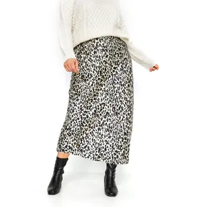 Ladies Autumn Summer Fashion Knitted Long Skirts Custom skirts Midi A line Pleated Versatile Stretch High Waist Women Skirt