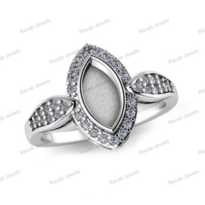 แหวนครึ่งวงกลมขนาด10x5มม. พร้อมแผ่นเรซินขี้เถ้านม925ทันสมัย - Product Image 1