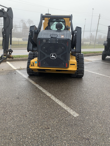 รถตักล้อยาง John Deere 331P แบบ Skid Steer Loader สำหรับงานหนัก ขนาดกะทัดรัด พร้อมความสามารถรับน้ำหนักสูง ราคาดี - Product Image 5
