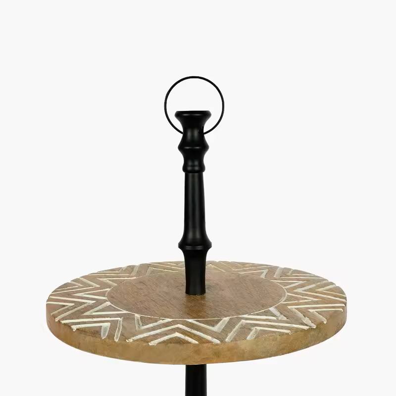 สีน้ำตาล