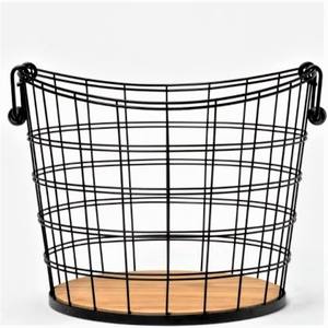 Panier de rangement en fil métallique fait main de designer moderne fini doré pour une utilisation polyvalente à la maison et dans la cuisine - Product Image 4