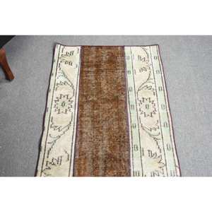 Alfombra clásica de lana de retazos marrón Beige, diseño turco de 2,6x5,7 pies para el hogar, látex con forma rectangular para entrada y dormitorio - Product Image 4