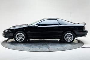 Chevrolet Camaro Z28 SS Coupé 2000 Usado, Motor V8 LS1 de 5.7 Litros, Grupo de Equipamiento Preferencial, Paneles de Techo Desmontables - Product Image 3