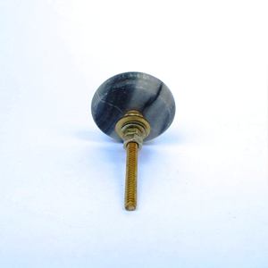 Boutons en marbre de couleur grise forme ronde boutons en marbre les plus vendus avec taille de forme de couleur personnalisée fabriqués en Inde article - Product Image 2