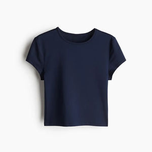 เสื้อผู้หญิง OEM แบบสั่งทำพิเศษ ผ้าฝ้ายเนื้อนุ่ม ระบายอากาศดี สไตล์ลำลอง แฟชั่นทันสมัย ขายส่ง เสื้อผ้าสตรีทแวร์ระดับพรีเมียม ชุดลำลองใส่ได้ทุกวัน - Product Image 1