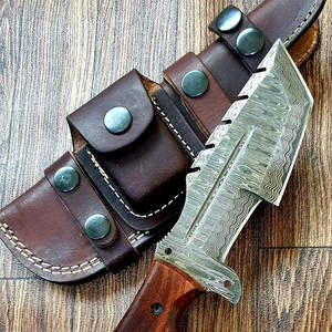 Cuchillo de Supervivencia de Acero de Damasco de Primera Calidad, Cuchillo de Caza de Hoja Fija Hecho a Mano con Mango de Madera Duradero - Product Image 3