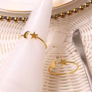 A-one Anneaux de serviette en métal conçus par une étoile de lune de qualité pour améliorer la présentation des repas formels et des fêtes de famille - Product Image 1