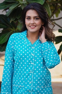 Conjunto de Dos Piezas para Primavera y Verano, Pijama de Manga Larga para Mujer, Hermoso Diseño de Puntos, Elegante, Manga Completa - Product Image 2