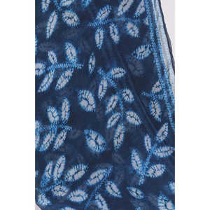 ผ้าคลุมไหล่ชีฟองผ้าฝ้ายน้ำหนักเบาพิมพ์ลายสีน้ำเงินสำหรับผู้หญิง ผ้าคลุมยาวทันสมัย พิมพ์ลายดิจิทัล เนื้อผ้านุ่ม ระบายอากาศได้ดี เหมาะสำหรับฤดูใบไม้ร่วง - Product Image 1