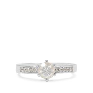 Anillo de Plata de Ley con Circonita Blanca Corte Radiante de 1ct, Engaste Invisible Geométrico - Product Image 2