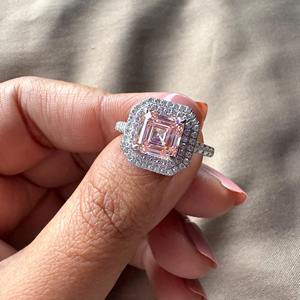 Anillo de Compromiso con Diamante Cultivado en Laboratorio de Corte Asscher, Color Rosa, Doble Halo, en Oro Blanco de 14k, Anillo de Boda con Diamante Redondo a Bajo Precio - Product Image 3