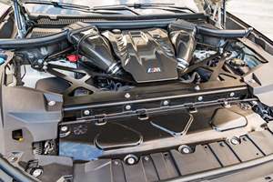 X6 M Competition 2022, Motor V8 Twin-Turbo de 600 hp, Paquete Ejecutivo, Interior Naranja Sakhir - Product Image 6