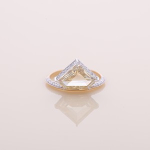 Anillo de Compromiso de Plata de Ley 925 con Diamante Amarillo Cultivado en Laboratorio de Corte Pentagonal de 3.06 ct, Chapado en Rodio, Certificado IGI, con Halo y Pavé - Product Image 1
