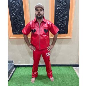 Fabricante de ropa personalizada, ropa de calle, chaqueta de cuero y pantalones acampanados apilados de Pu, conjuntos de chándales de cuero para hombres - Product Image 4