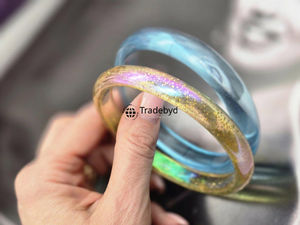 กำไลเรซิ่นเก๋ไก๋สำหรับสไตล์ในชีวิตประจำวันเครื่องประดับแฟชั่นอินเทรนด์สำหรับผู้หญิงโดย tradebyd - Product Image 3