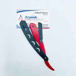 Maquinilla de afeitar recta profesional de peluquero al por mayor, herramienta de afeitar manual de acero inoxidable con logotipo personalizado, diseño sostenible negro rojo - Product Image 5