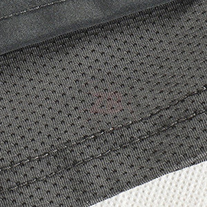 Pantalones cortos deportivos para hombre, cómodos y ajustados, con paneles de malla suave y transpirable, para gimnasio, fitness y entrenamiento diario. - Product Image 5