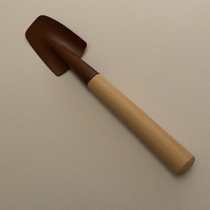 Râteau de jardin en acier de qualité supérieure avec manche en bois Artisan fait à la main offrant un accent décoratif pour les jardins extérieurs - Product Image 1