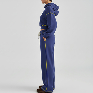 Conjunto de dos piezas vintage personalizado para mujer, sudadera con capucha y pantalones jogger con estampado de diamantes de imitación, lavado ácido, acampanados, para invierno - Product Image 3