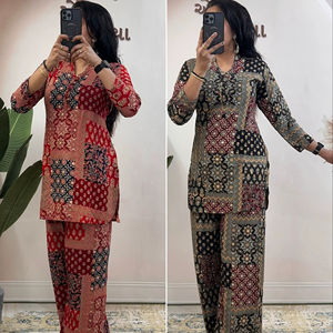 Vestido Formal de Verano TOP PLAZZO, Estampado con Detalles Metálicos, Cuello en V, Silueta Holgada, Algodón y Rayón Suave, Ecológico, Mini - Product Image 2